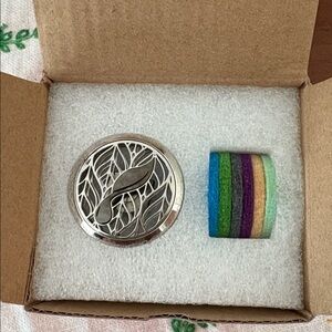 Young Living Car Vent Diffuser + one free essential oil